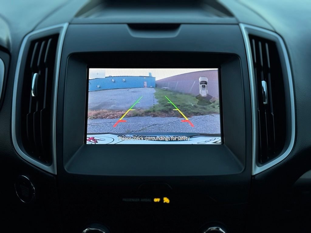Certified 2020 Ford Edge SEL w/ Convenience Package AWD/4WD image 4
