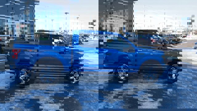 Certified 2019 Ford F150 XLT w/ Equipment Group 302A Luxury image 2