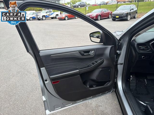 Certified 2024 Ford Escape Active FWD image 11