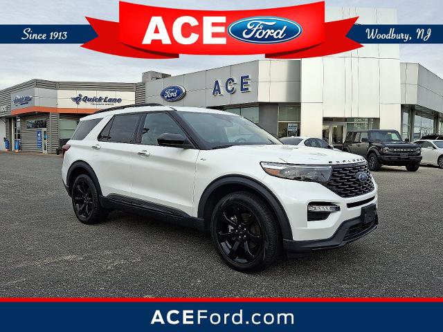 Certified 2023 Ford Explorer ST-Line w/ Class IV Trailer Tow Package