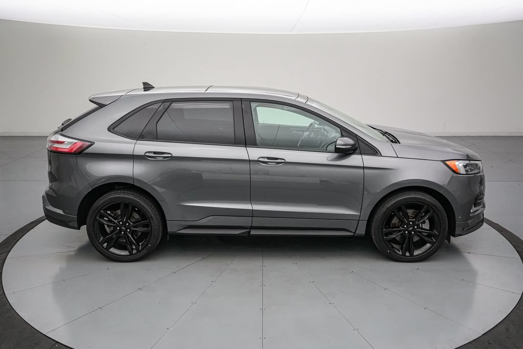Certified 2023 Ford Edge ST w/ Equipment Group 401A AWD/4WD image 3