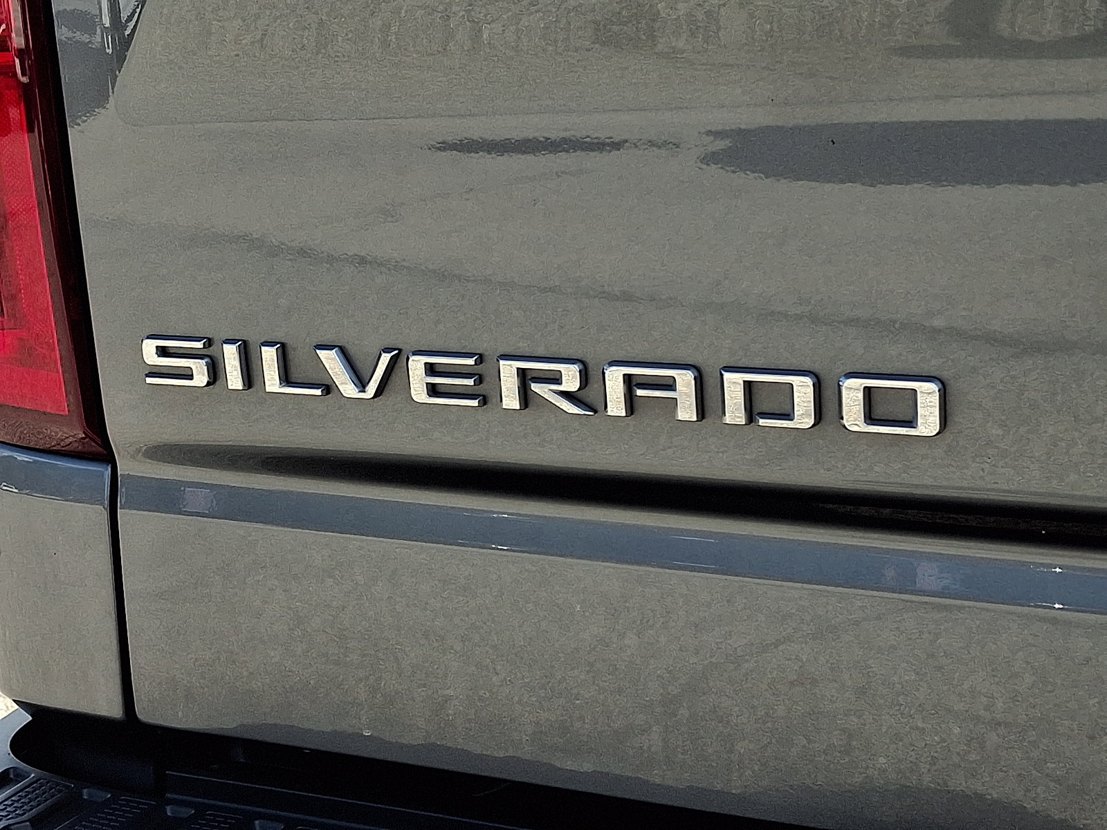 Used 2021 Chevrolet Silverado 1500 LT Trail Boss w/ Convenience Package II AWD/4WD image 35