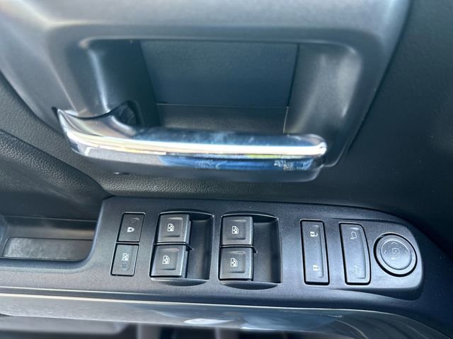 Used 2019 Chevrolet Silverado 1500 LT w/ All Star Edition AWD/4WD image 14