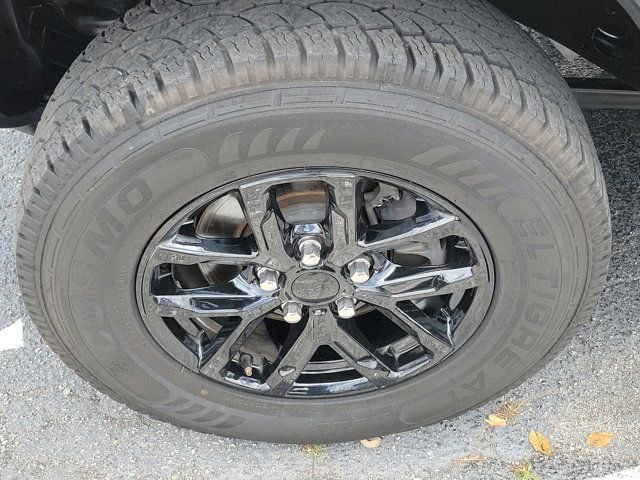 Used 2022 Jeep Gladiator Sport AWD/4WD image 9