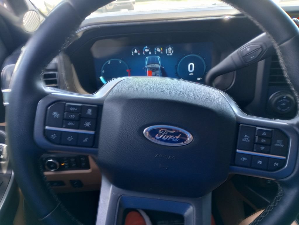 Certified 2025 Ford F250 Lariat w/ Lariat Ultimate Package AWD/4WD image 24