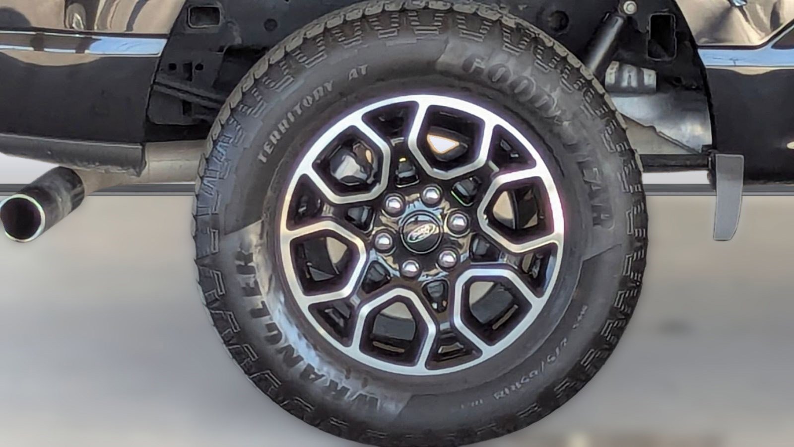 Certified 2023 Ford F150 XLT w/ Equipment Group 302A High image 11