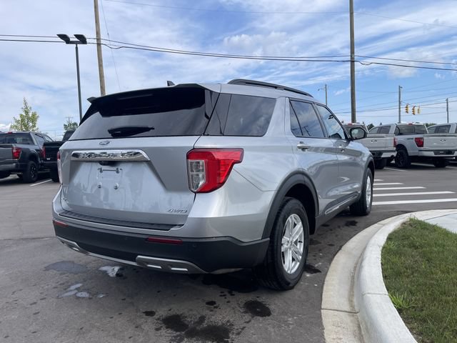 Certified 2023 Ford Explorer XLT w/ Equipment Group 202A AWD/4WD image 5