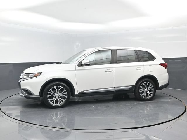 Used 2018 Mitsubishi Outlander SE AWD/4WD image 4