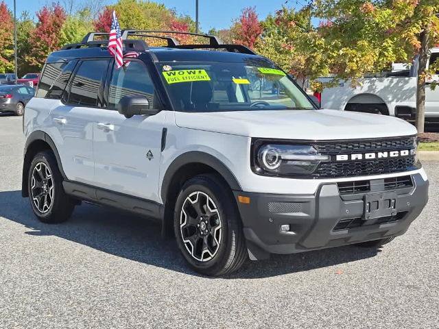 Certified 2025 Ford Bronco Sport Outer Banks w/ Outer Banks Tech Package+ AWD/4WD image 2