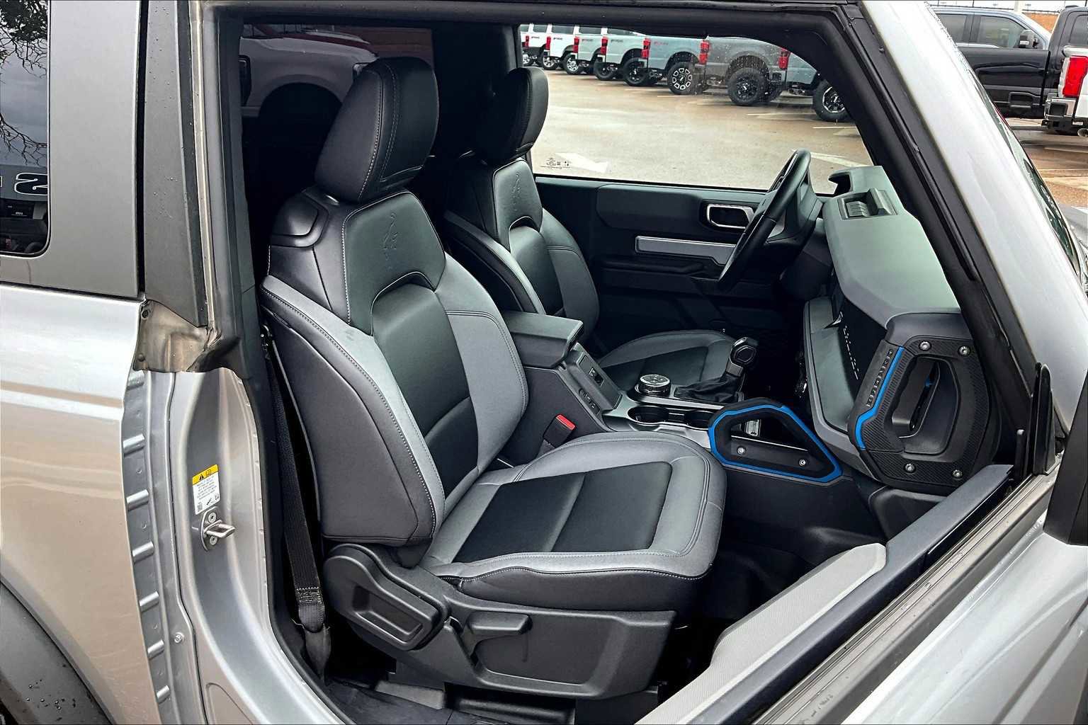 Certified 2024 Ford Bronco Black Diamond image 9