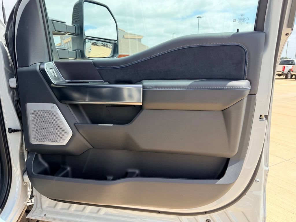 Certified 2026 Ford F250 Platinum AWD/4WD image 15