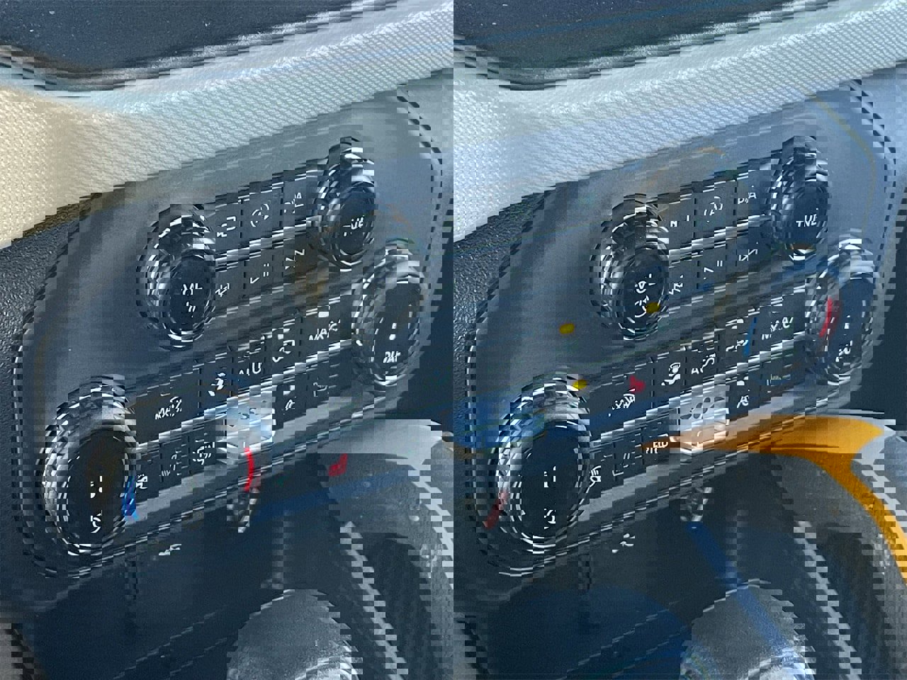 Certified 2022 Ford Bronco Badlands image 25