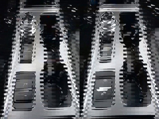 Certified 2024 Ford Edge Titanium image 22