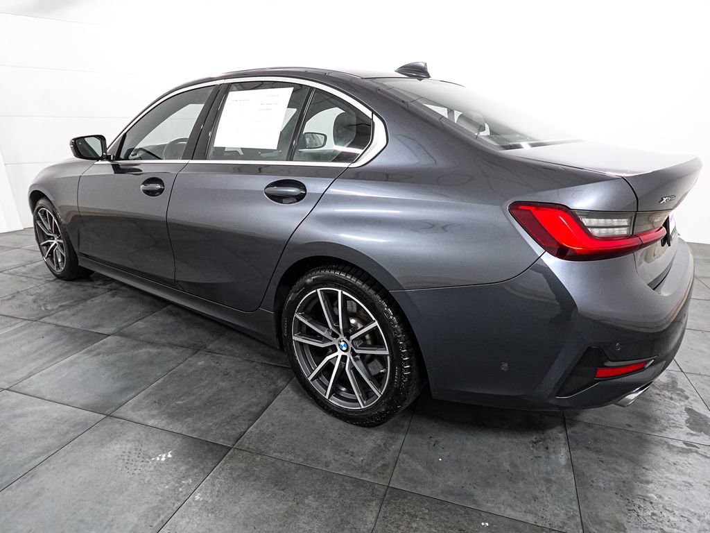 Used 2020 BMW 330i xDrive 330i xDrive w/ Premium Package image 4