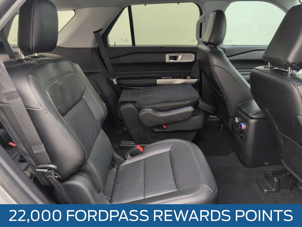 Certified 2022 Ford Explorer Limited w/ Equipment Group 301A RWD image 16