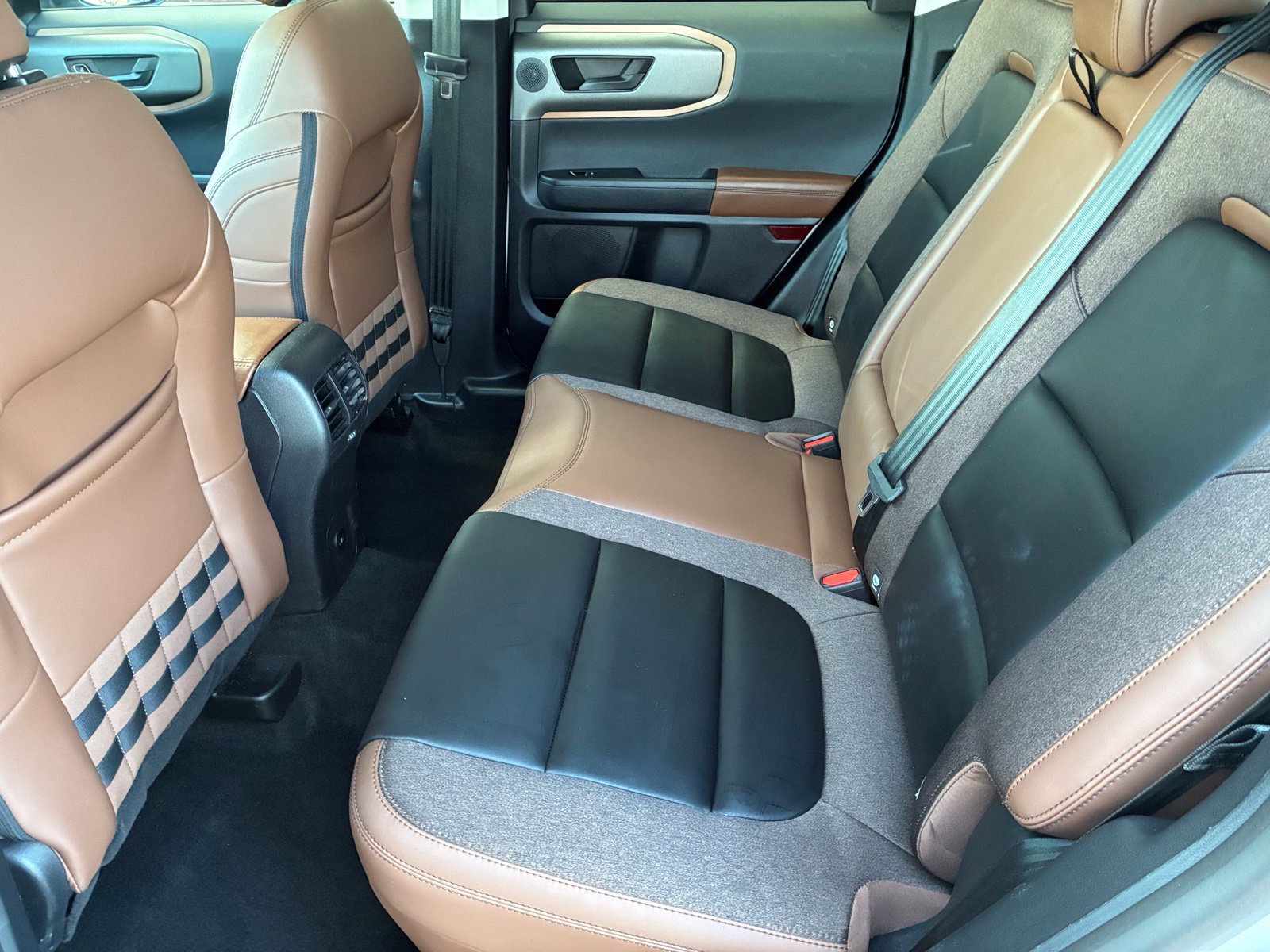 Certified 2025 Ford Bronco Sport Outer Banks w/ Outer Banks Tech Package+ AWD/4WD image 16