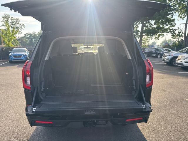 Certified 2025 Ford Expedition Active AWD/4WD image 19