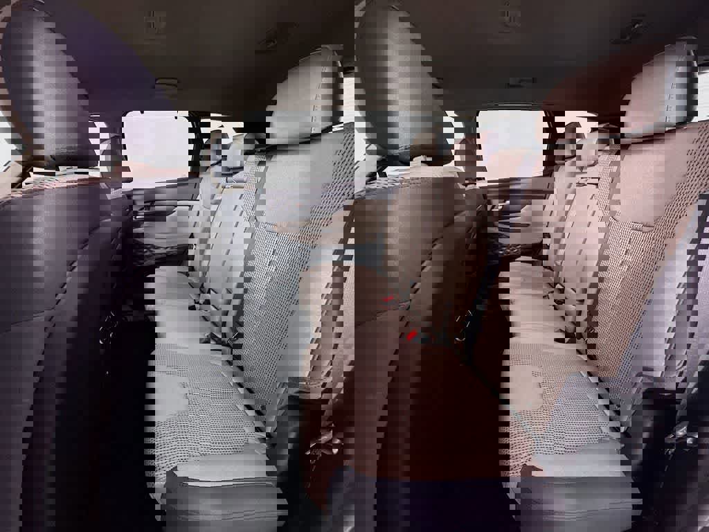 Used 2021 Hyundai Santa Fe SEL w/ Convenience Package image 17