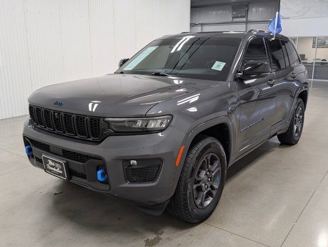 Used 2025 Jeep Grand Cherokee Limited 4xe image 5