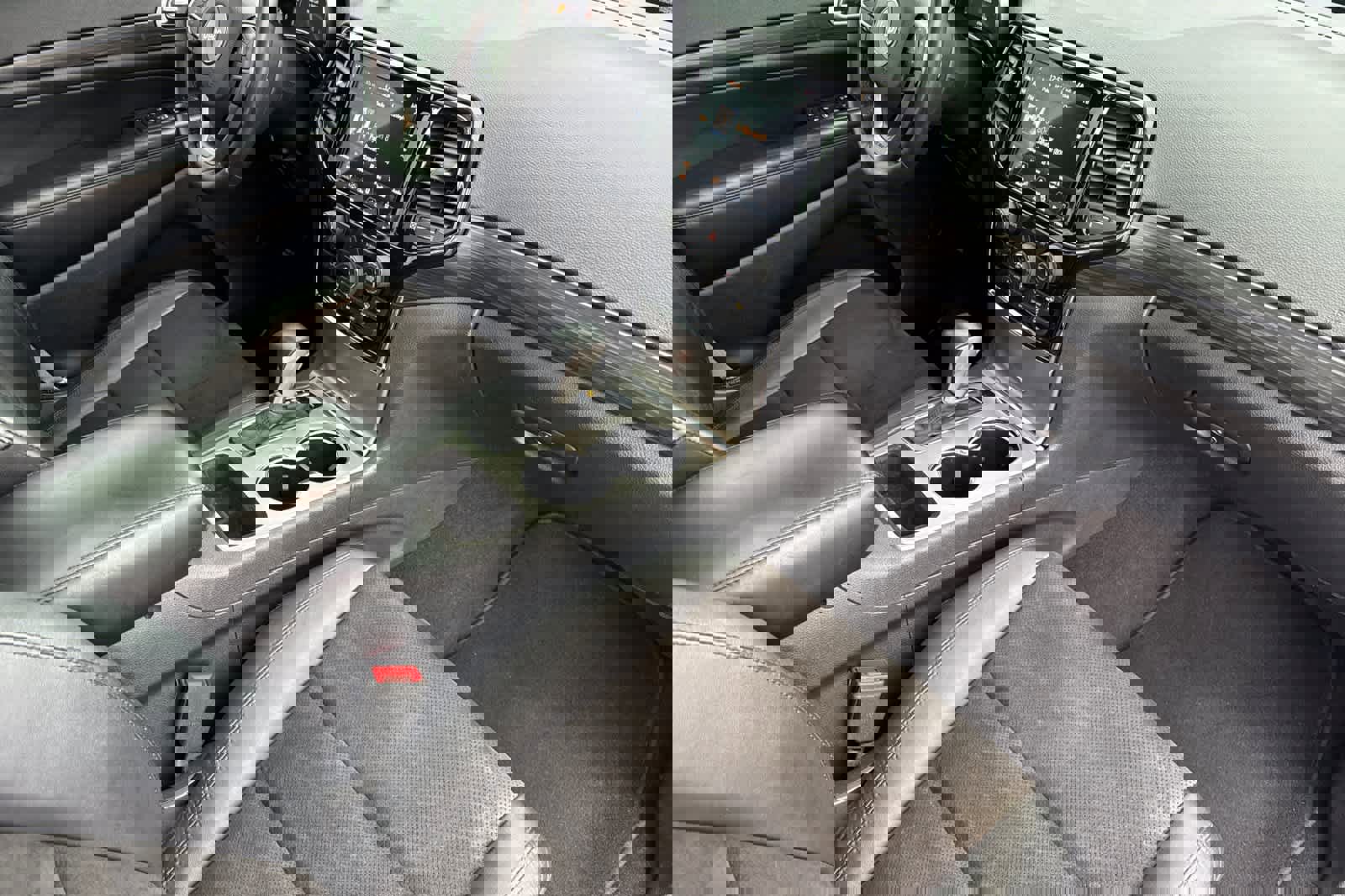 Used 2019 Jeep Grand Cherokee Altitude image 16