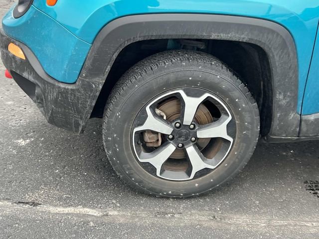 Used 2021 Jeep Renegade Trailhawk image 8