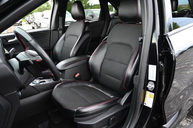 Certified 2024 Ford Escape ST-Line w/ Tech Pack #1 AWD/4WD image 20