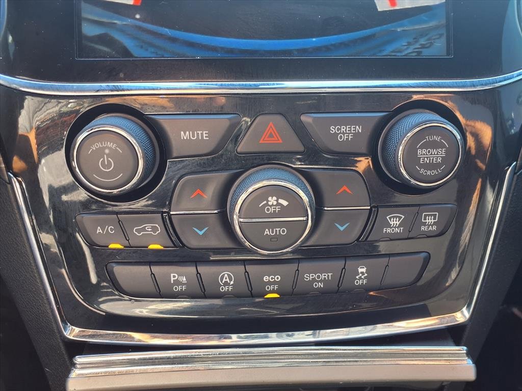 Used 2021 Jeep Grand Cherokee Laredo X image 14