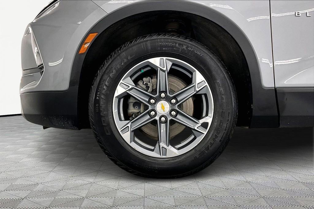 Used 2024 Chevrolet Blazer LT w/ Convenience Package image 11