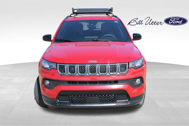 Used 2023 Jeep Compass Latitude image 8