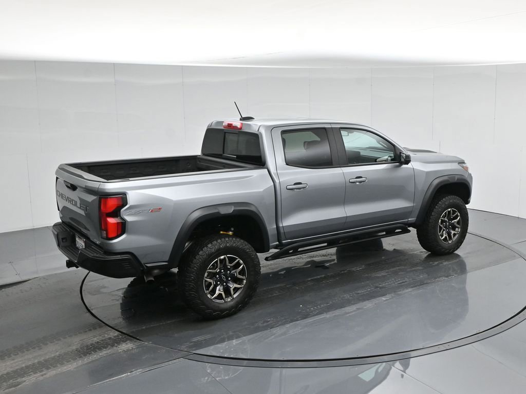 Used 2024 Chevrolet Colorado ZR2 w/ Technology Package image 44