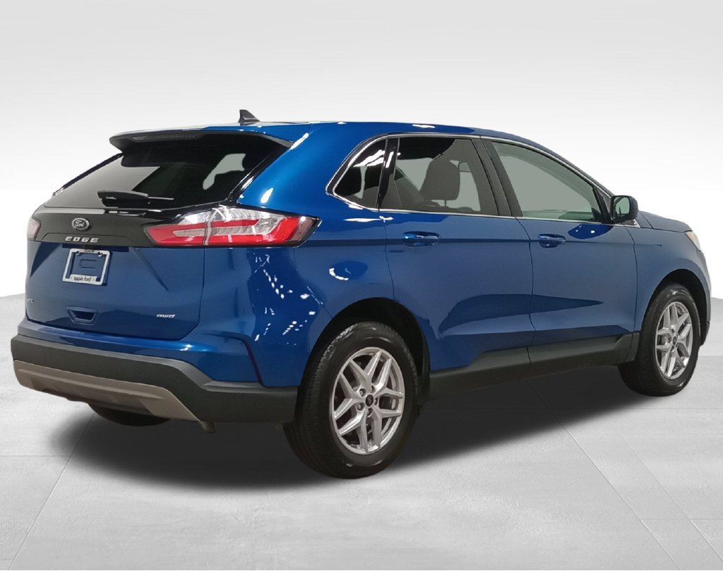 Certified 2024 Ford Edge SEL AWD/4WD image 3