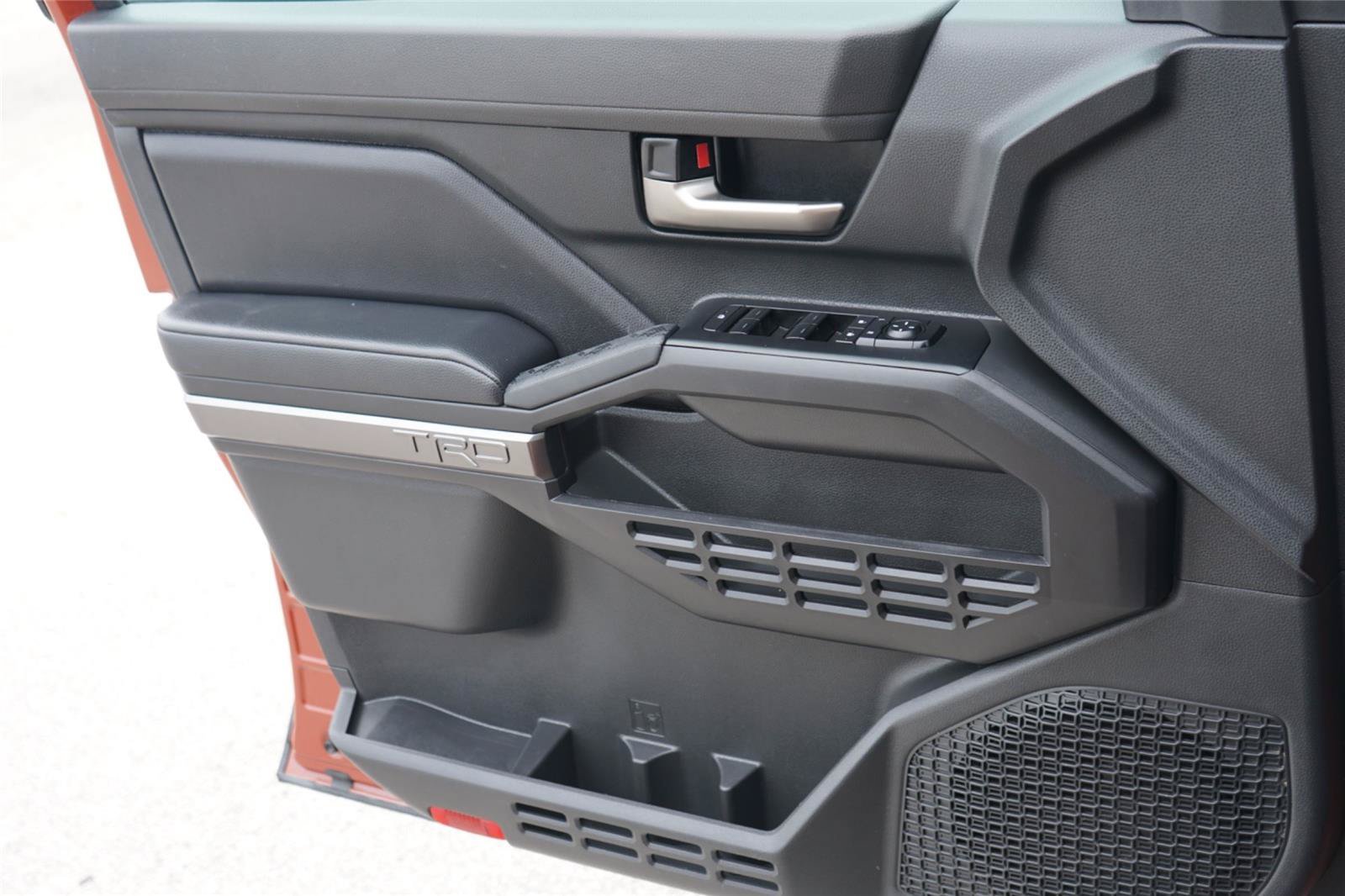 Used 2025 Toyota Tacoma TRD Sport RWD image 19
