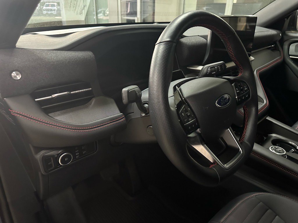 Certified 2025 Ford Explorer ST-Line w/ Premium Package image 22