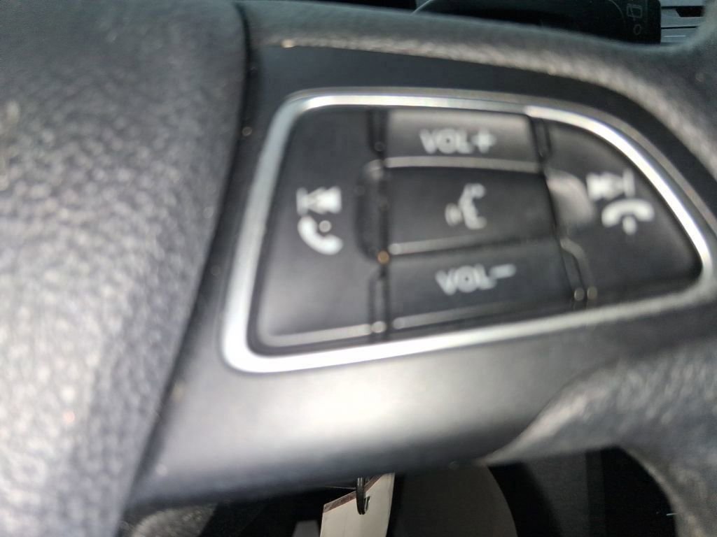 Certified 2018 Ford Escape SE image 21