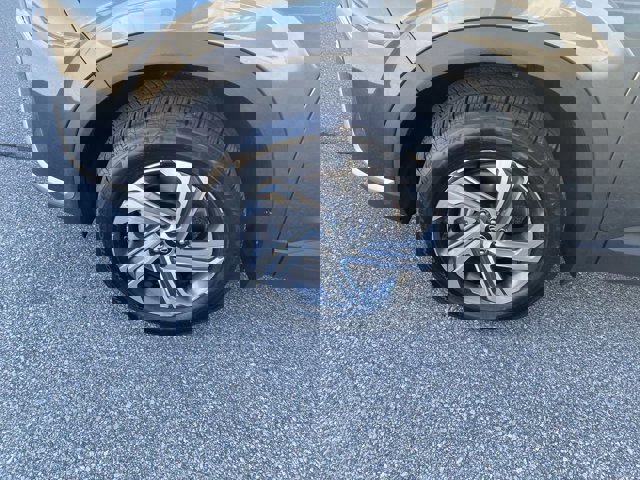 Used 2023 Hyundai Santa Fe SE image 10