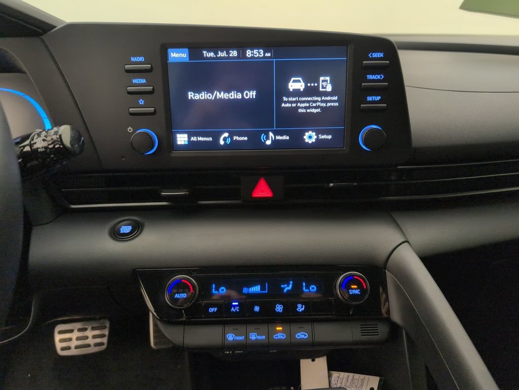 Used 2025 Hyundai Elantra Sport FWD image 26