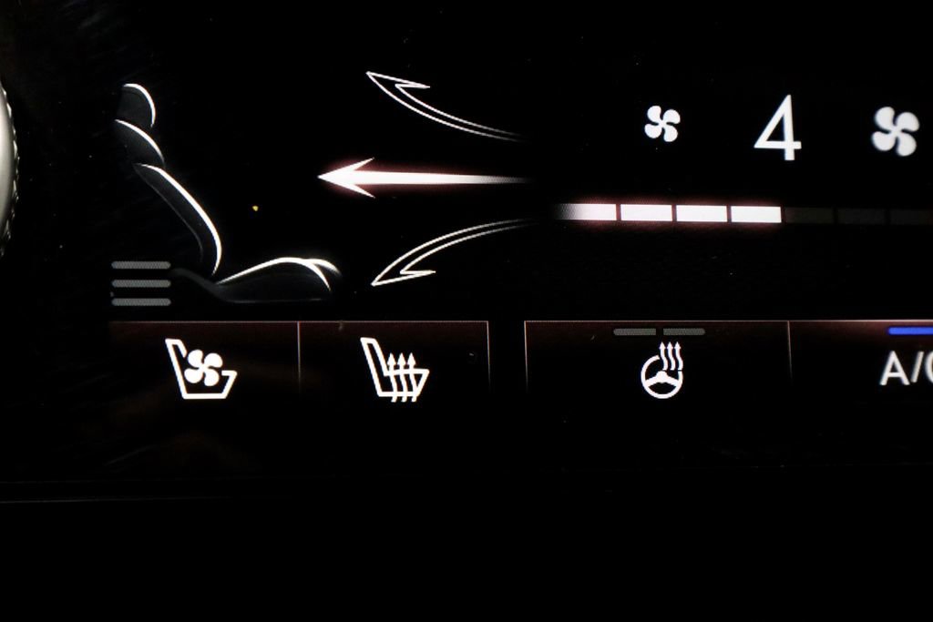 Used 2022 Genesis GV80 2.5T w/ Prestige Package 04 AWD/4WD image 5