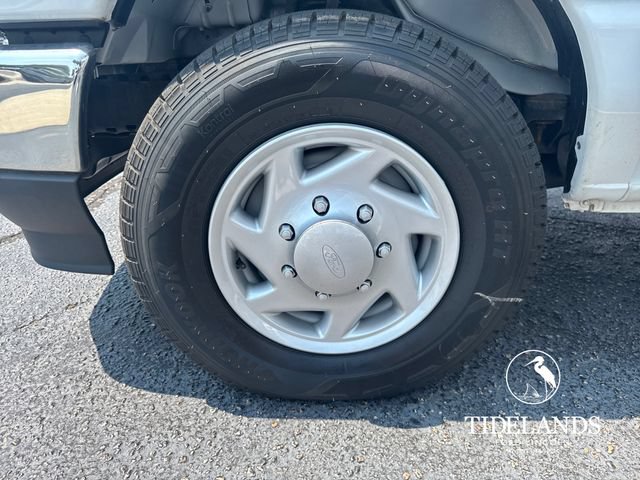 Certified 2024 Ford E-350 and Econoline 350 Super Duty w/ Power Windows & Locks Group RWD image 35