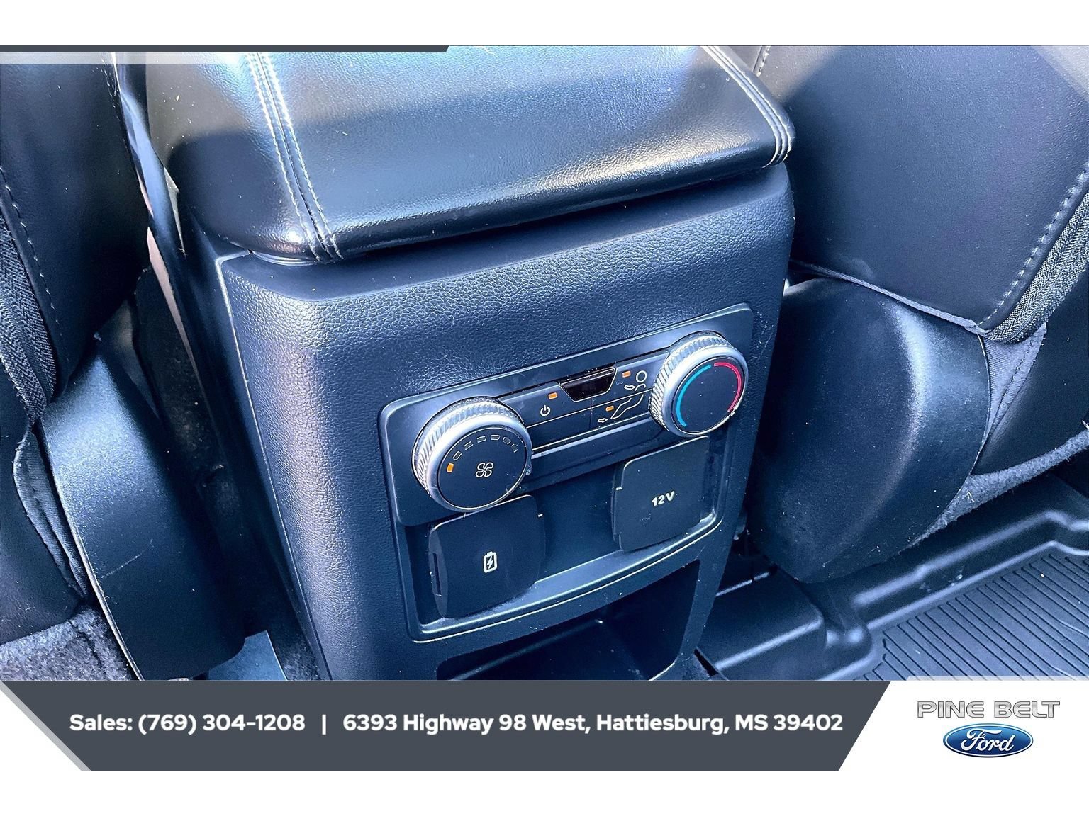 Certified 2021 Ford Explorer XLT w/ Equipment Group 202A RWD image 25