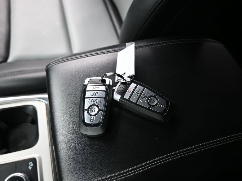 Certified 2023 Ford Explorer XLT w/ Equipment Group 202A image 20