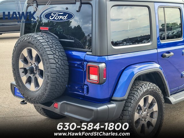 Used 2018 Jeep Wrangler Unlimited Sahara w/ Dual Top Group AWD/4WD image 6