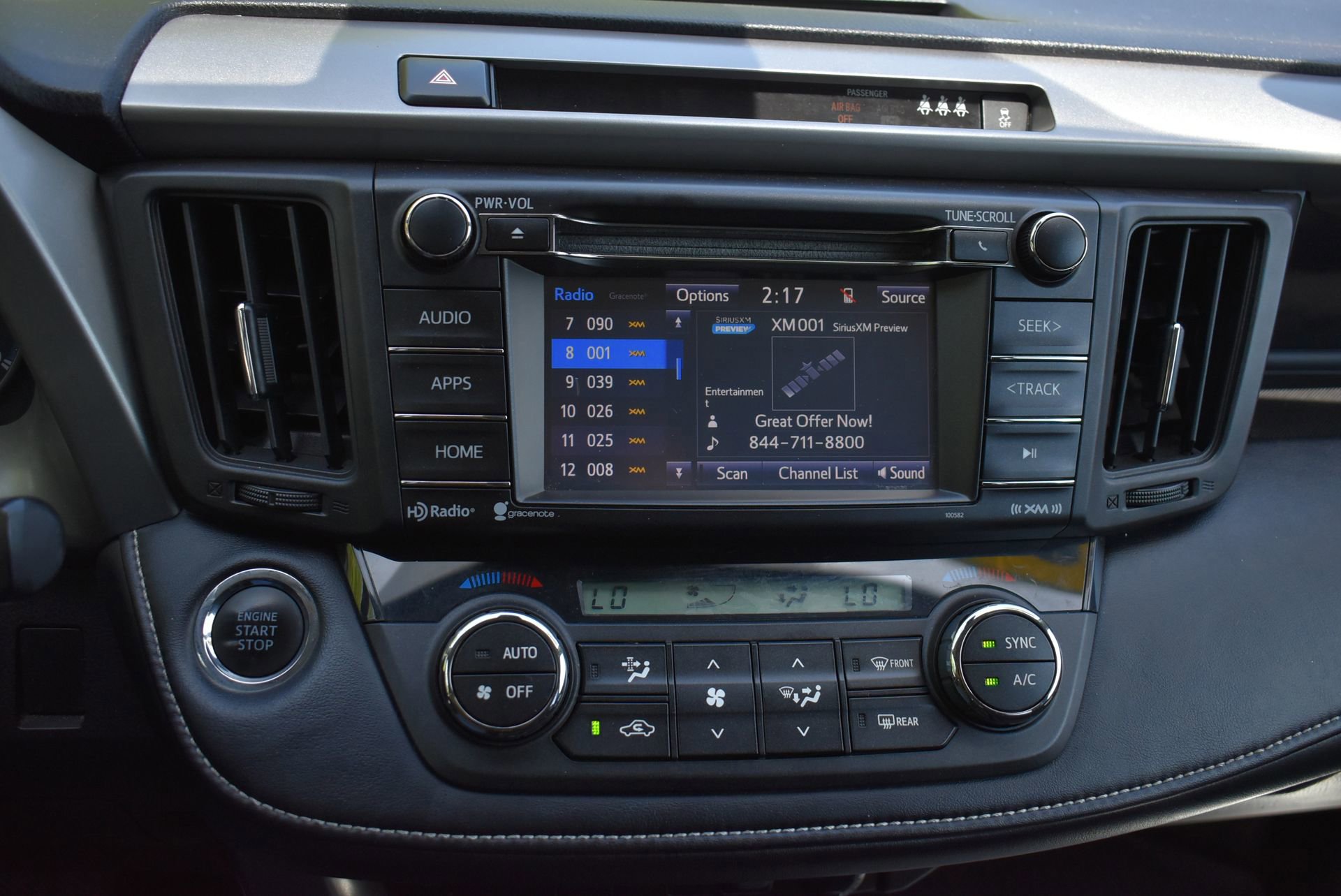 Used 2018 Toyota RAV4 XLE w/ Plus Extra Value Package AWD/4WD image 26