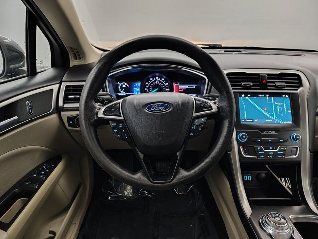 Certified 2019 Ford Fusion SE FWD image 37