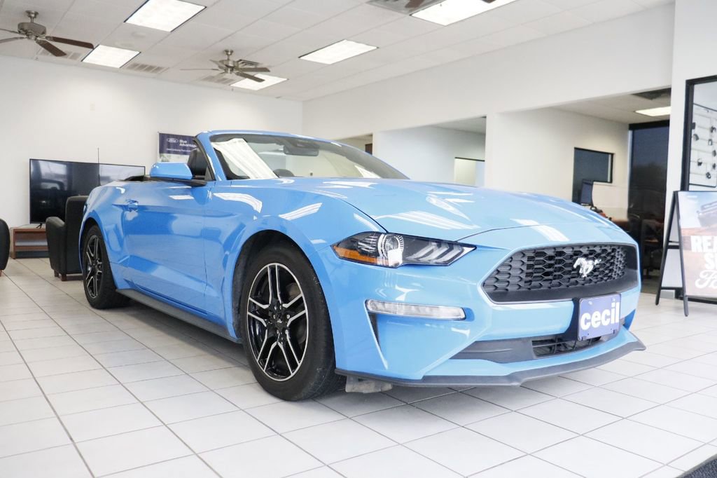 Certified 2023 Ford Mustang Premium RWD image 31