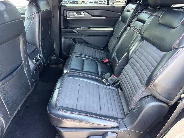 Certified 2025 Ford Explorer ST-Line w/ ST-Line Street Pack AWD/4WD image 16