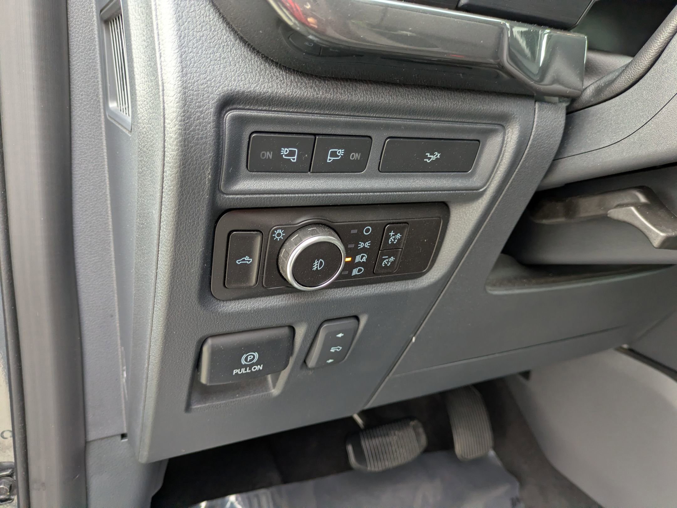 Certified 2023 Ford F150 XLT w/ Equipment Group 302A High image 19