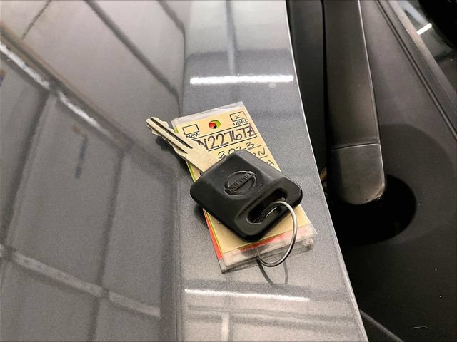 Used 2023 Nissan Versa S FWD image 8