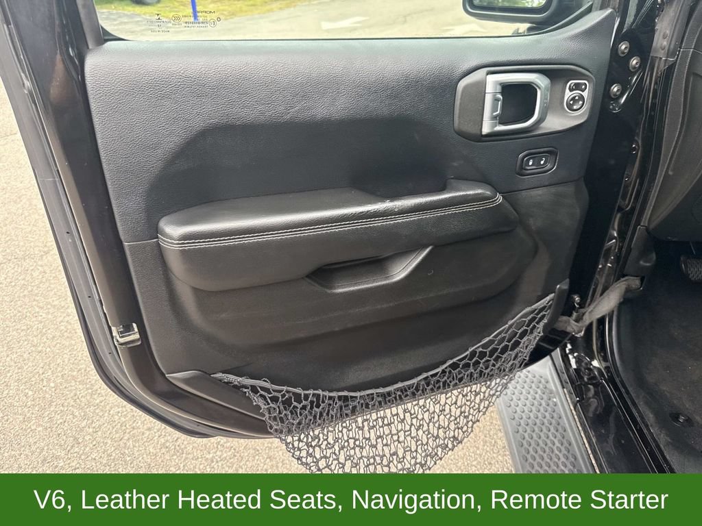 Used 2018 Jeep Wrangler Unlimited Sahara AWD/4WD image 17