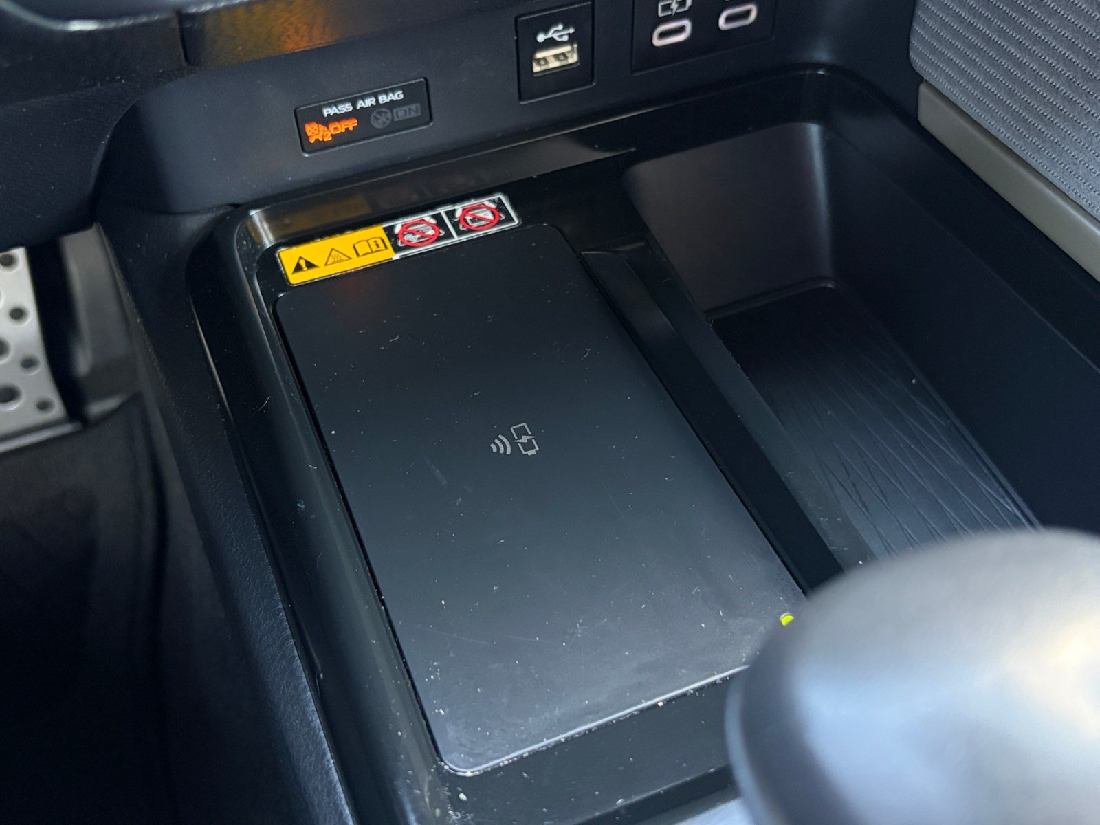 Used 2025 Toyota Camry SE FWD image 20