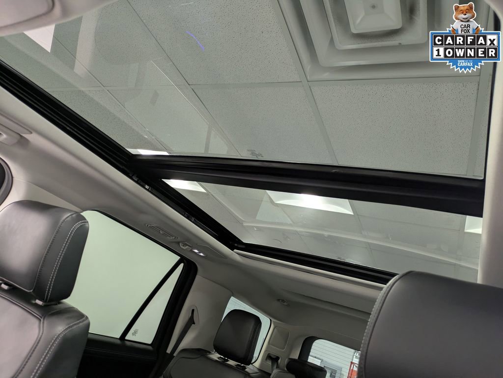Certified 2025 Ford Expedition Platinum w/ Driver's Package AWD/4WD image 23